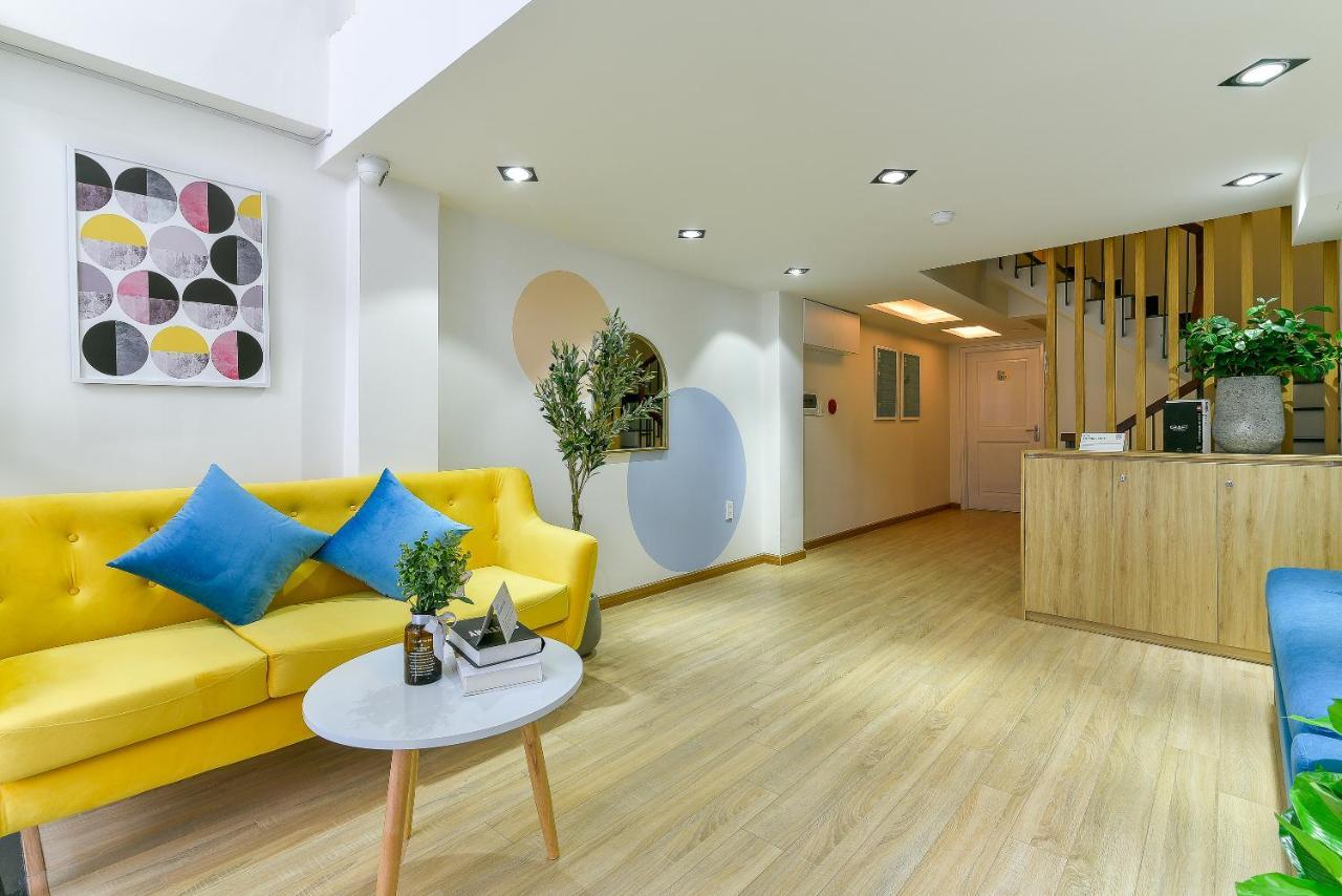 Cozrum Homes Aurora House Ho Chi Minh-stad Buitenkant foto