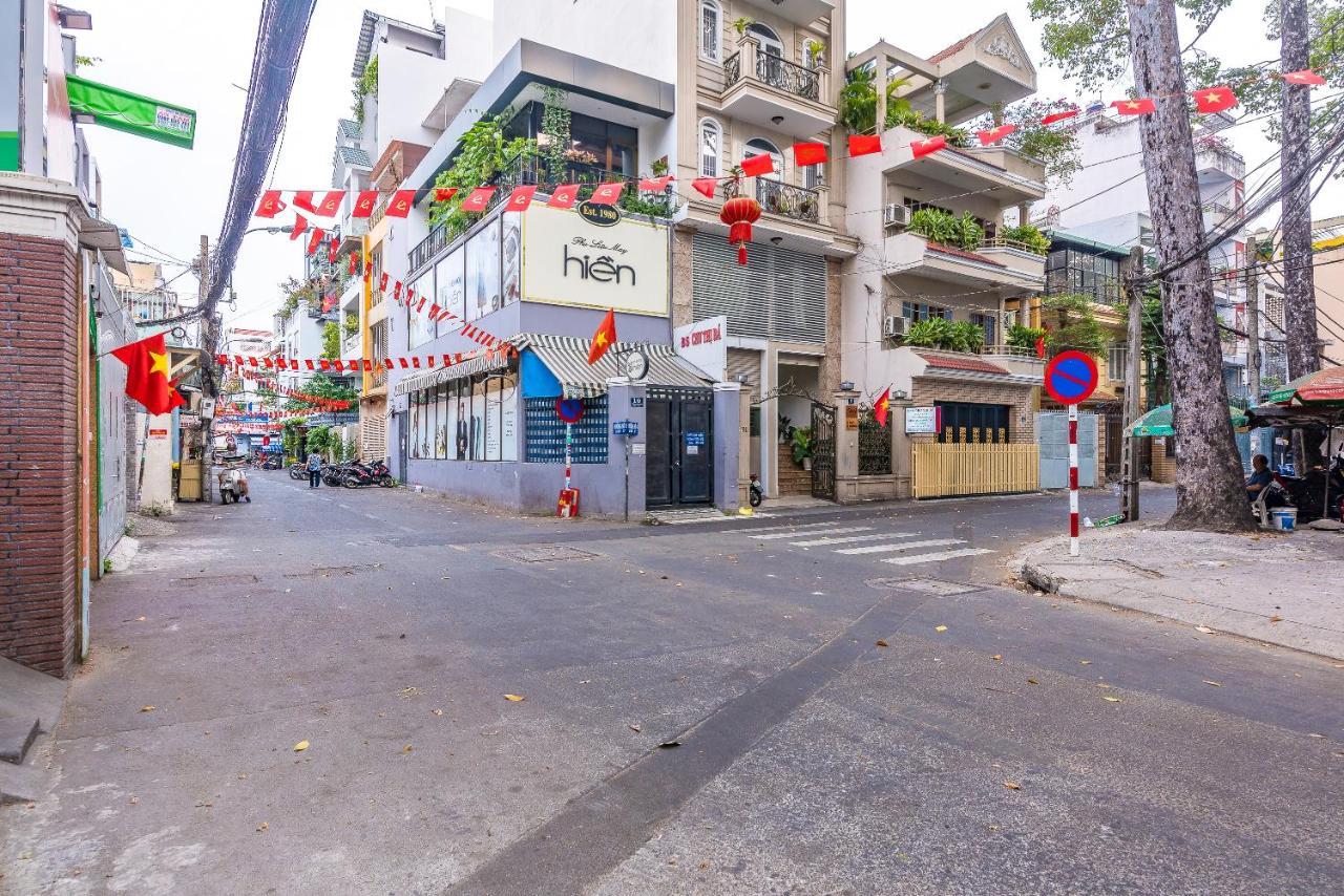 Cozrum Homes Aurora House Ho Chi Minh-stad Buitenkant foto